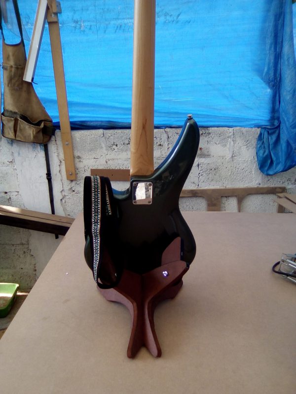 Soporte para guitarra o bajo eléctrico (PLANOS PARA CONSTRUIR) - Imagen 3